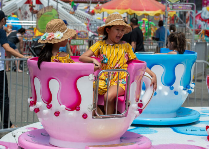 Tea Cups on the Rcsfun Midway